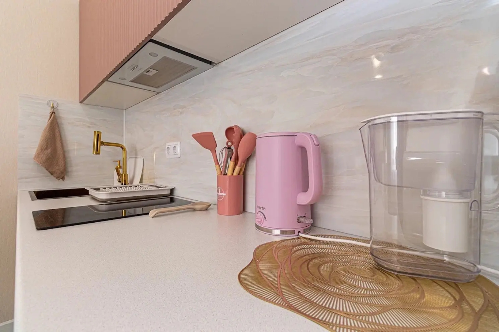 Апартаменты Дизайнерская Студия в ЖК Самолет