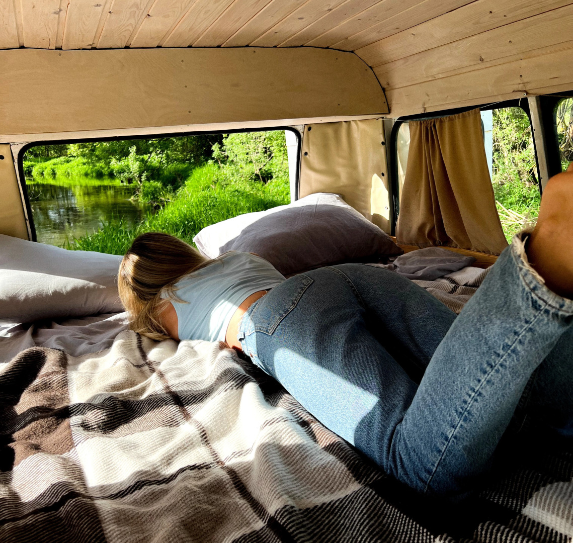 Глэмпинг Hippy Hotel