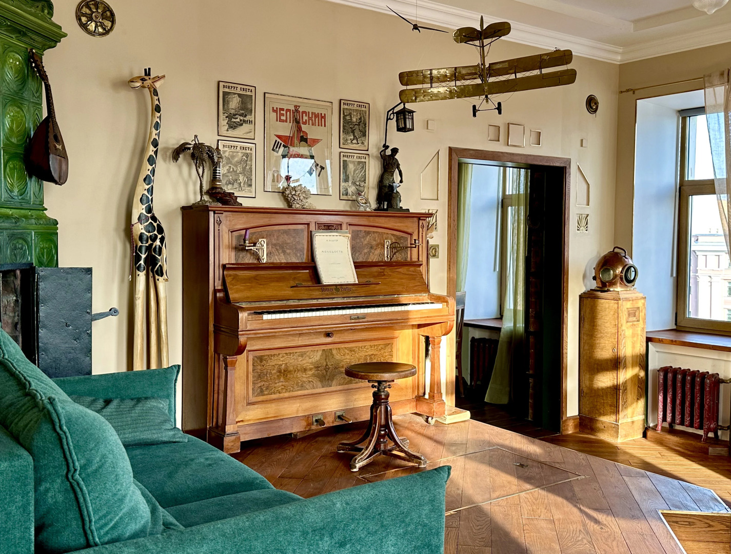 Квартира Уникальная Историческая Квартира с Панорамным Видом на Фонтанку