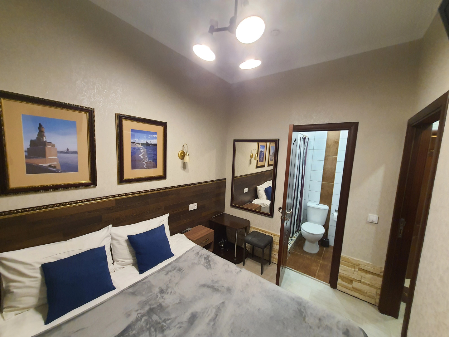 Мини-отель Счастье на Рубинштейна 5