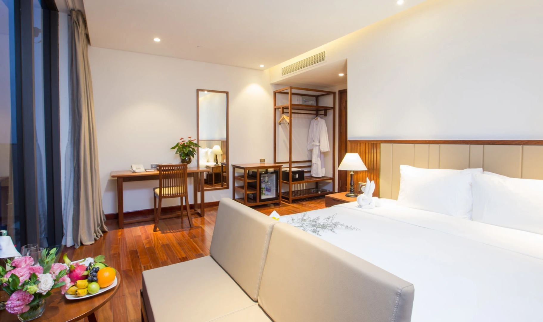 Отель Green Beach Nha Trang