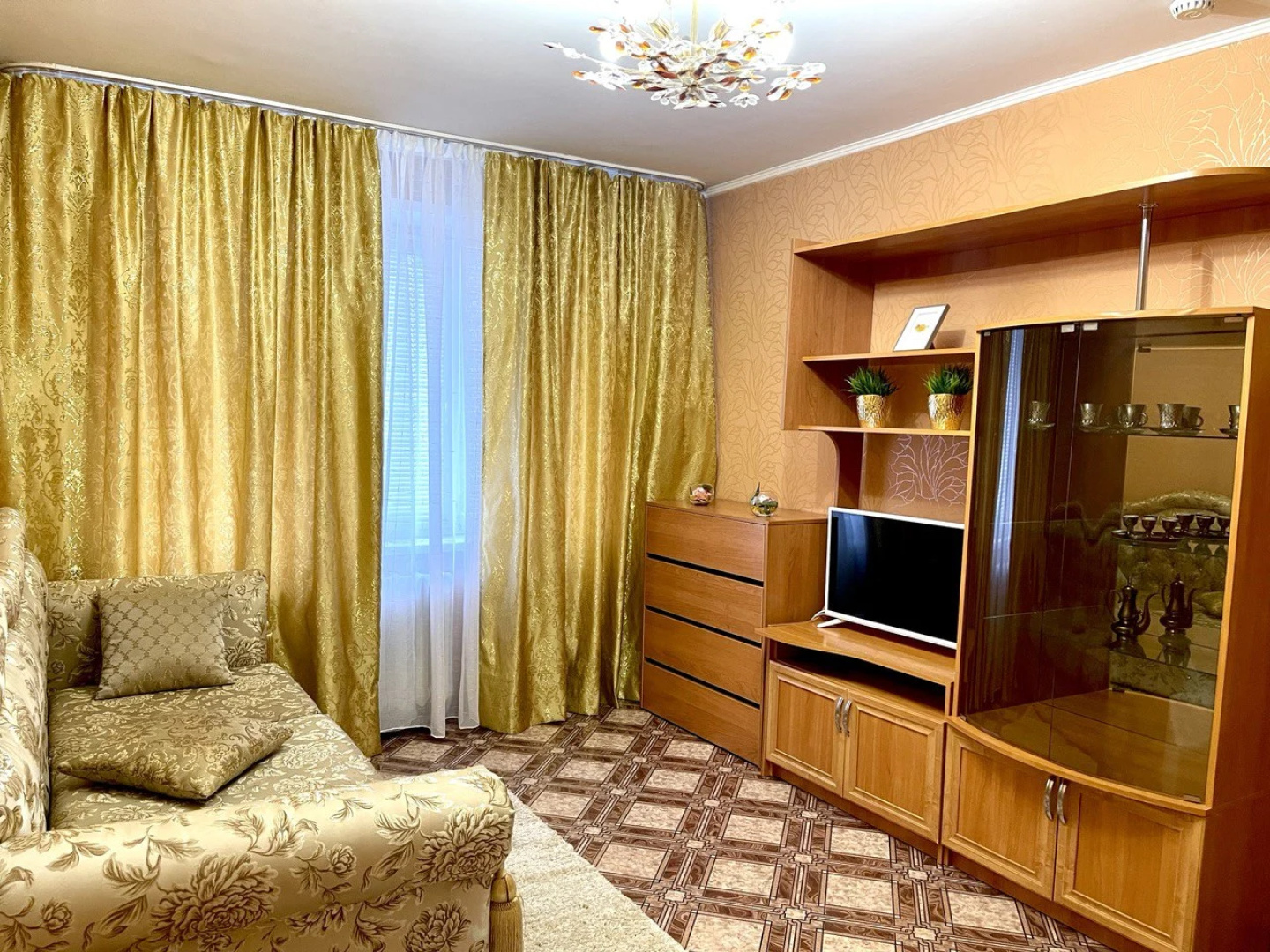 Апартаменты MARS Hotel Малахова 97