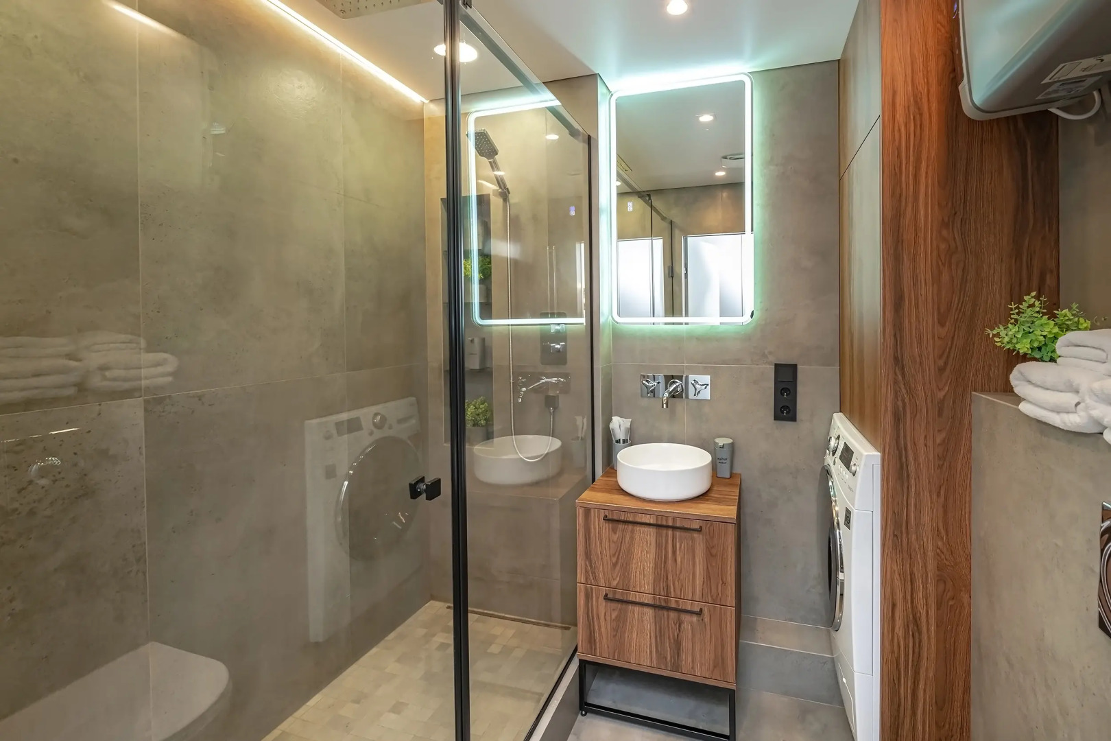 Апартаменты TopHouse на Жигура 26