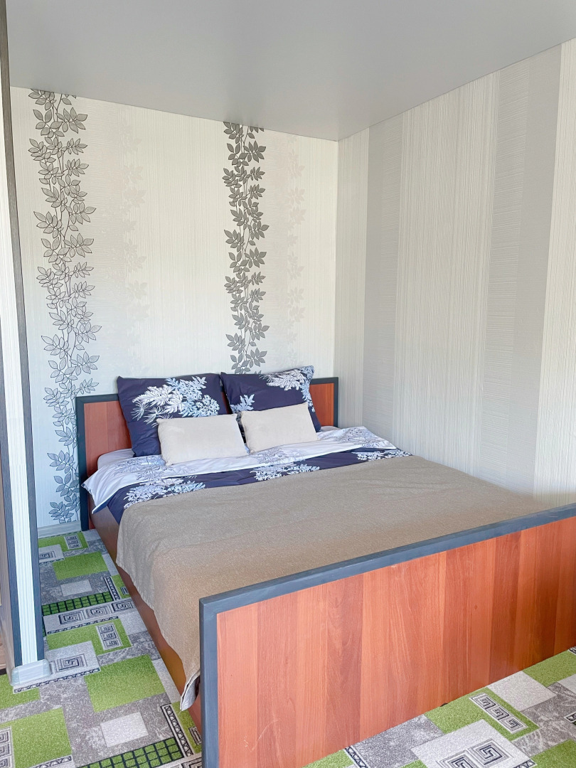 Квартира На 50 Лет Октября 15/6