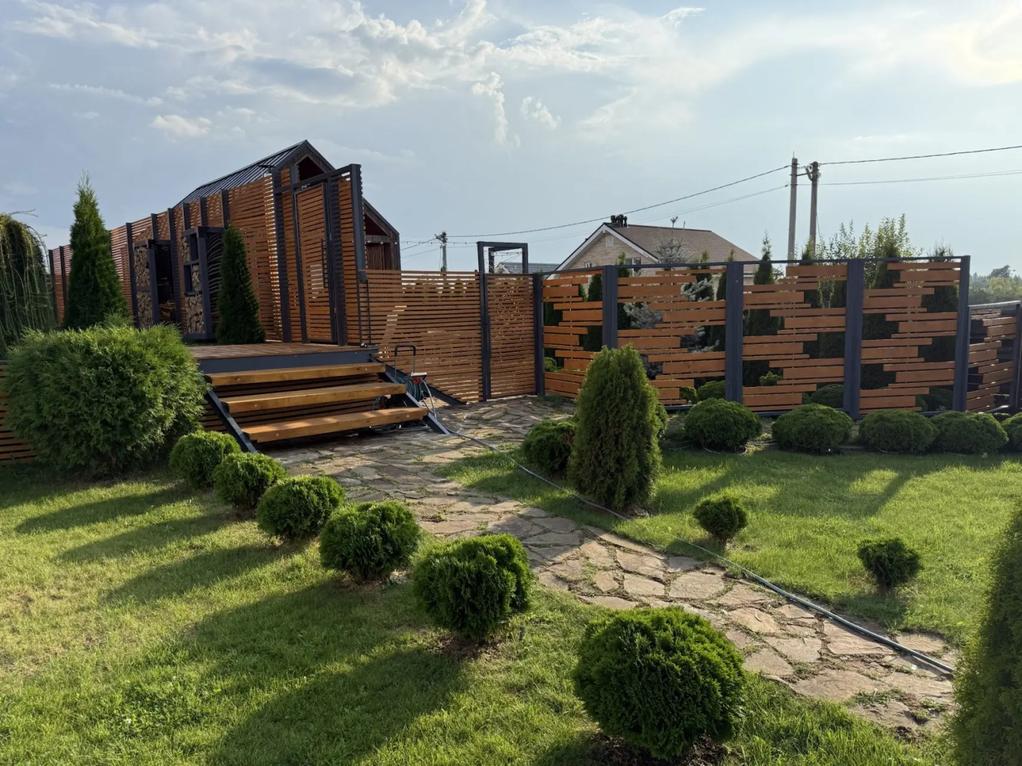 Частный дом Hill House Positive