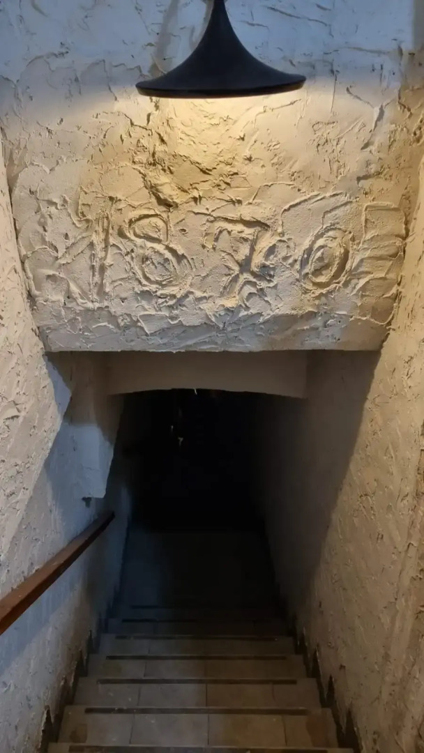 Apartments History 1870