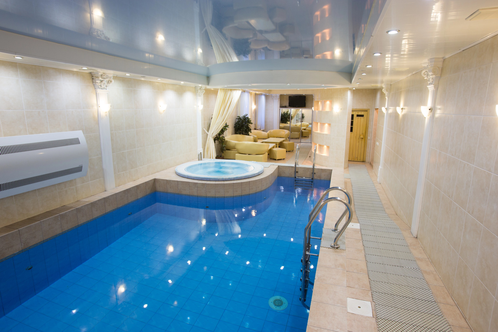 Гостиничный комплекс Лотос