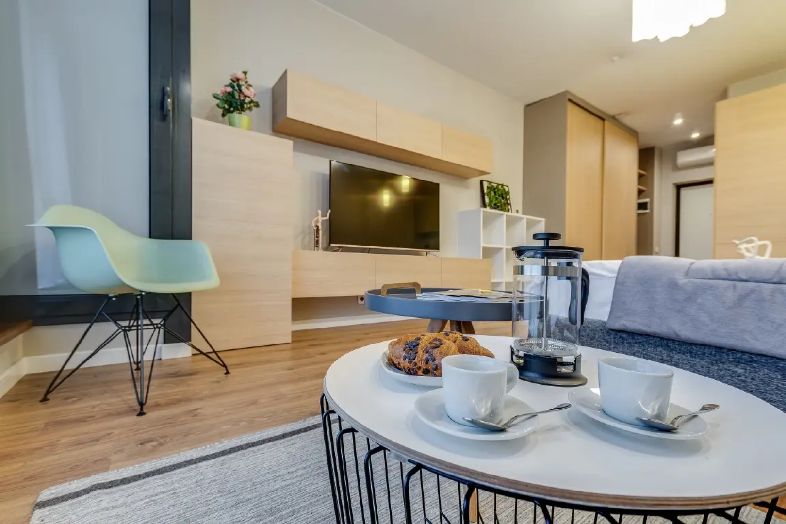Апартаменты Комфорт с Видом на Город Business Apartments