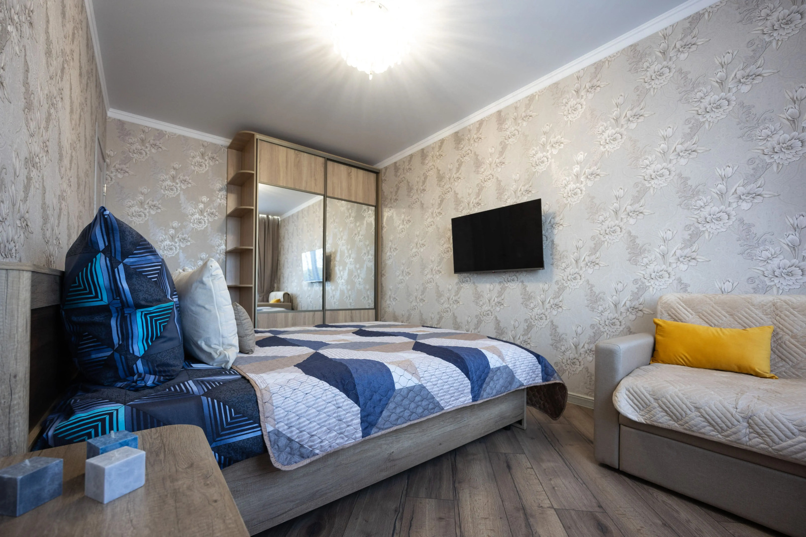 Квартира LovelyHome39 у Парка Кроне