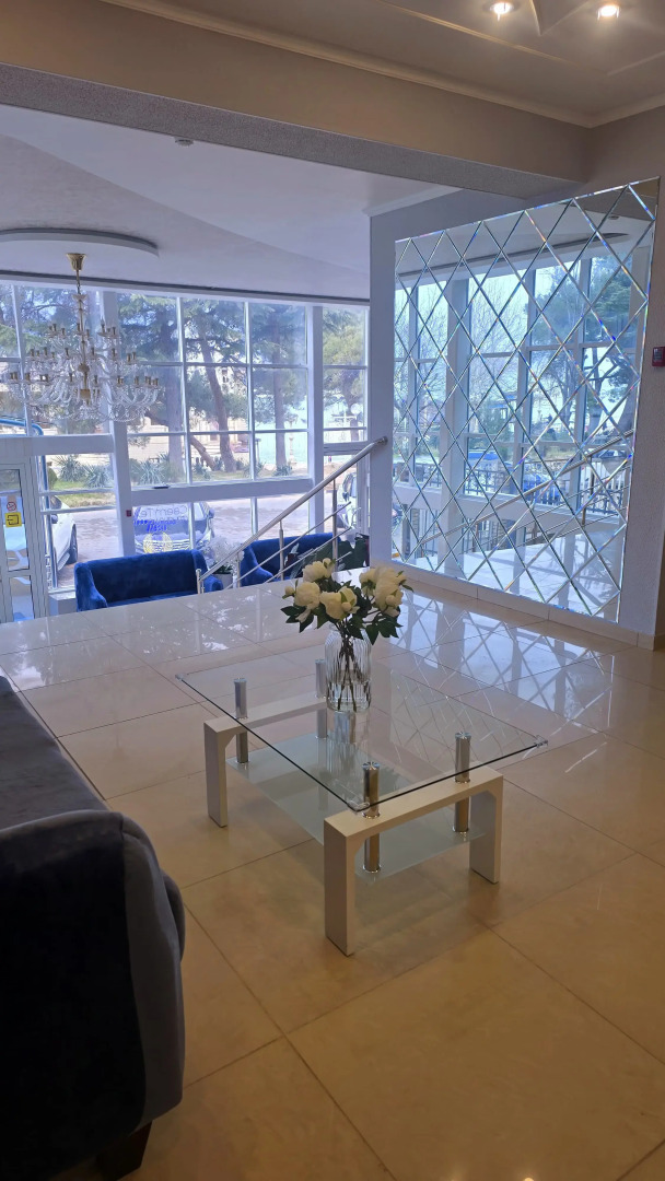 Отель Бригантина