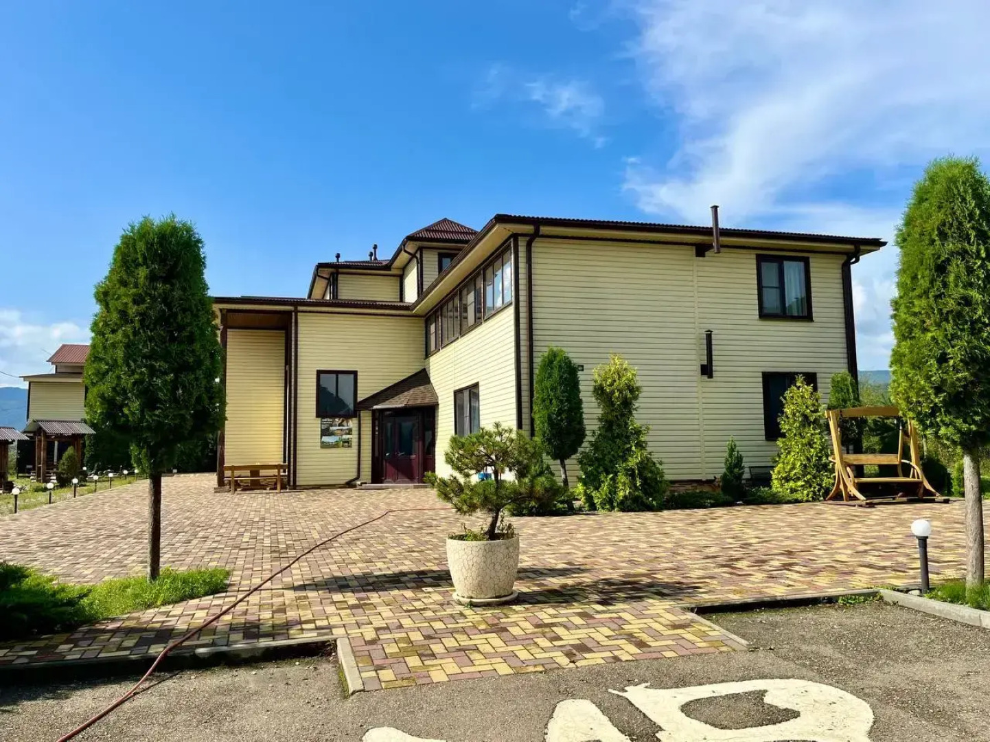 Отель Горное Озеро