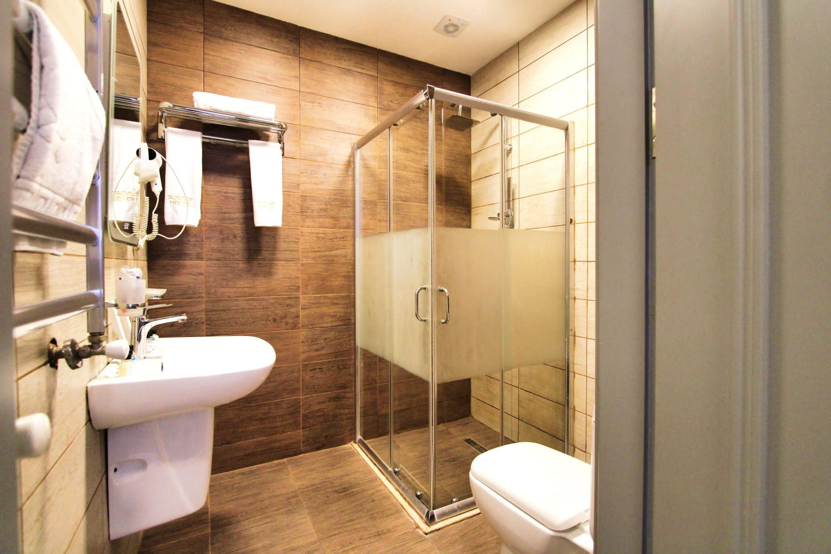 Отель Sunday Boutique