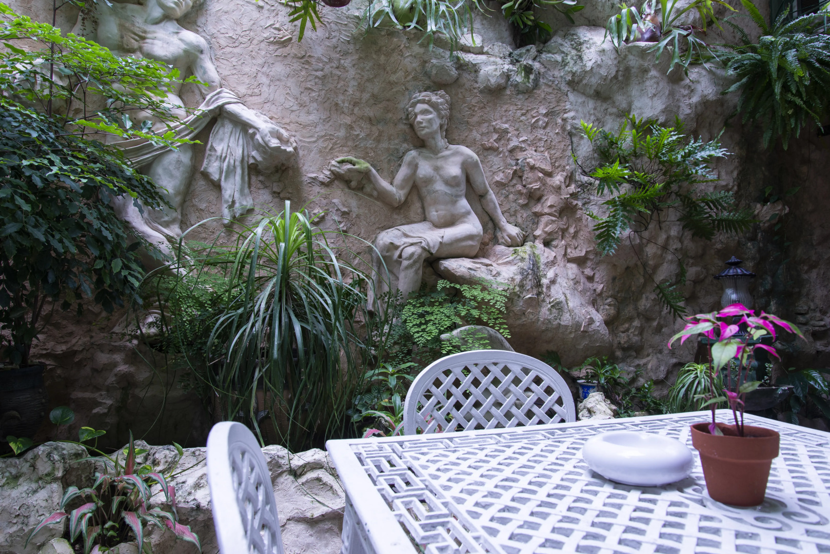 Мини-Отель Hostal Yakelyn