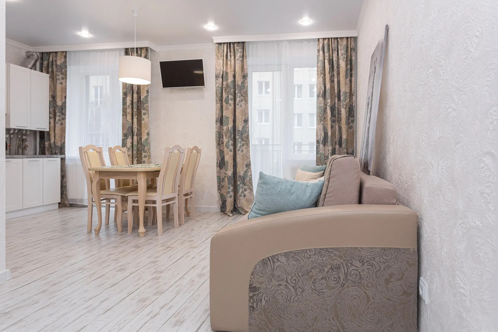 Апартаменты Five Floor Apartment