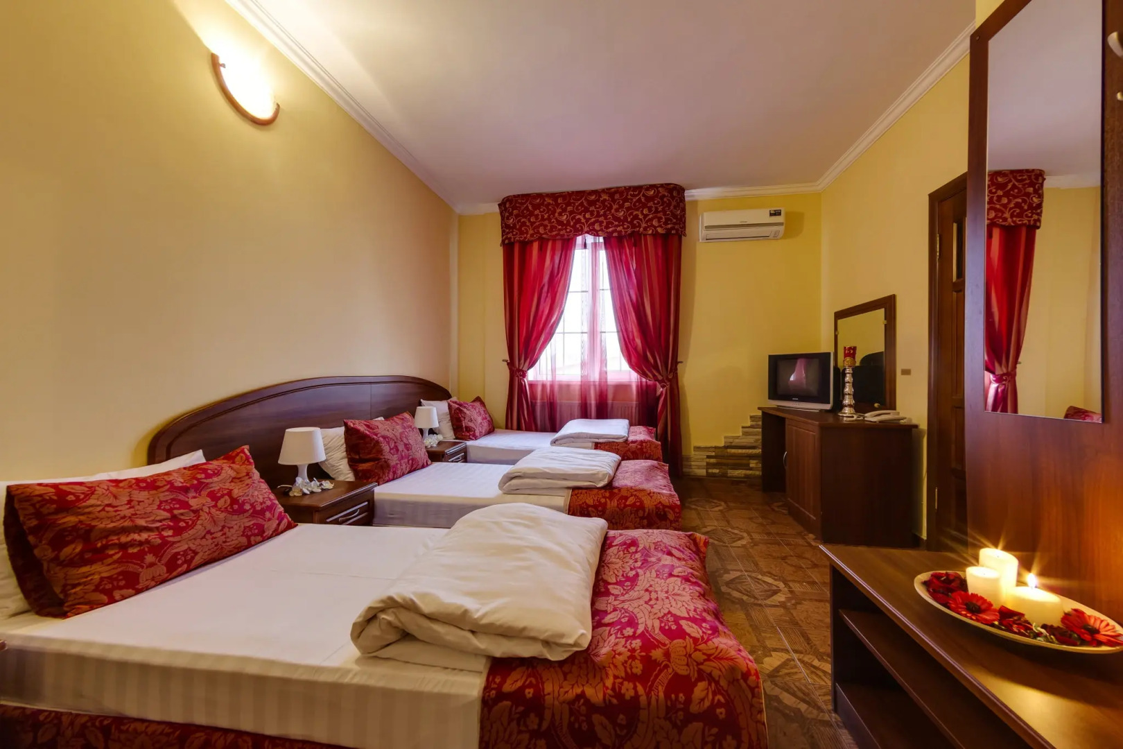 Отель Мартон Лион