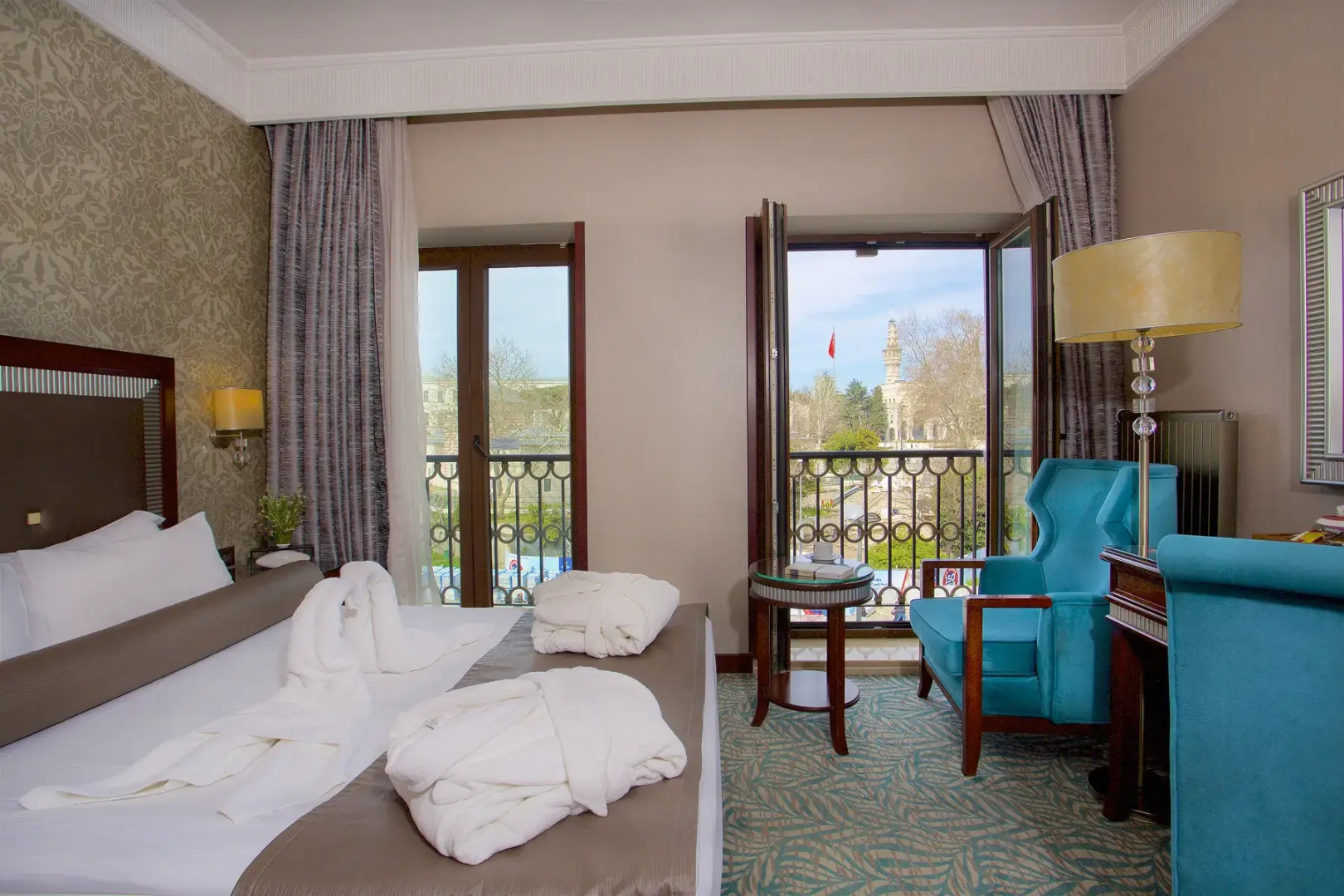Emporium Hotel