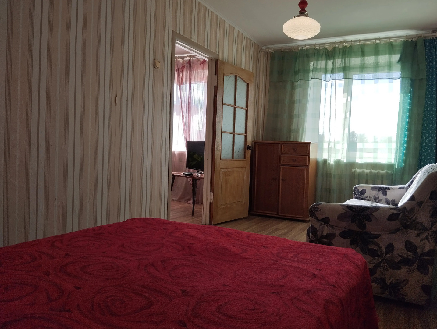 Апартаменты у Ж/Д и Авто Вокзалов. Центр. 8ми местные