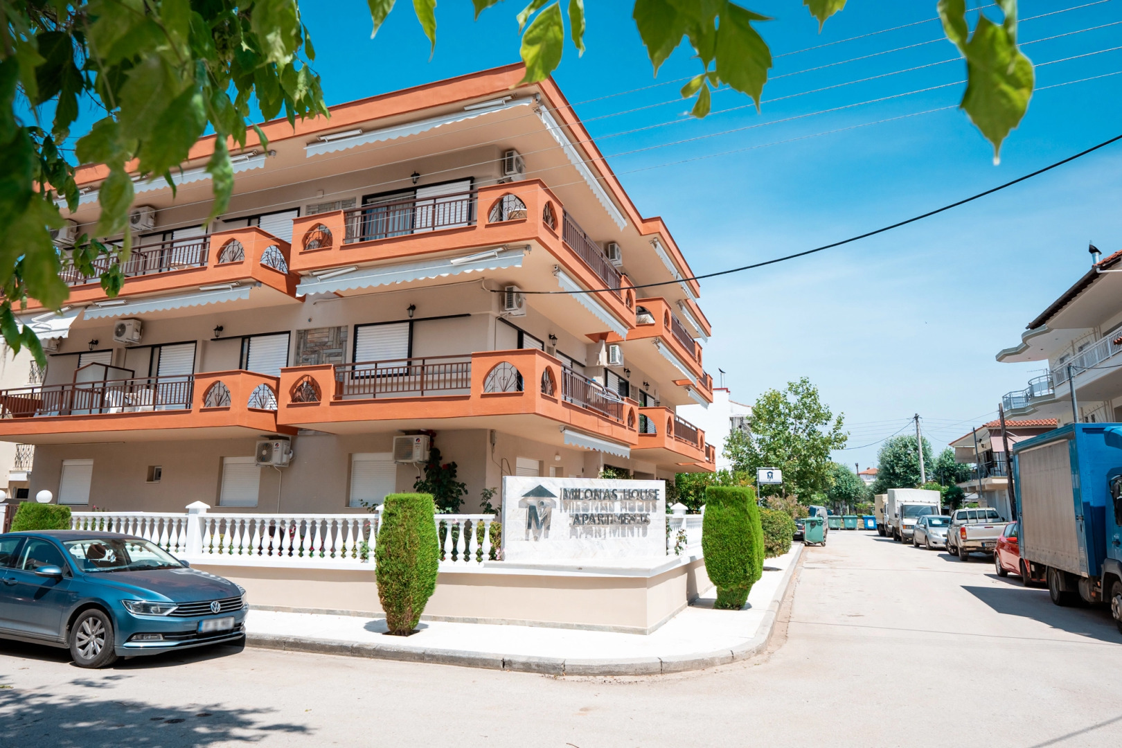 Апарт-Отель Milonas House Apartments