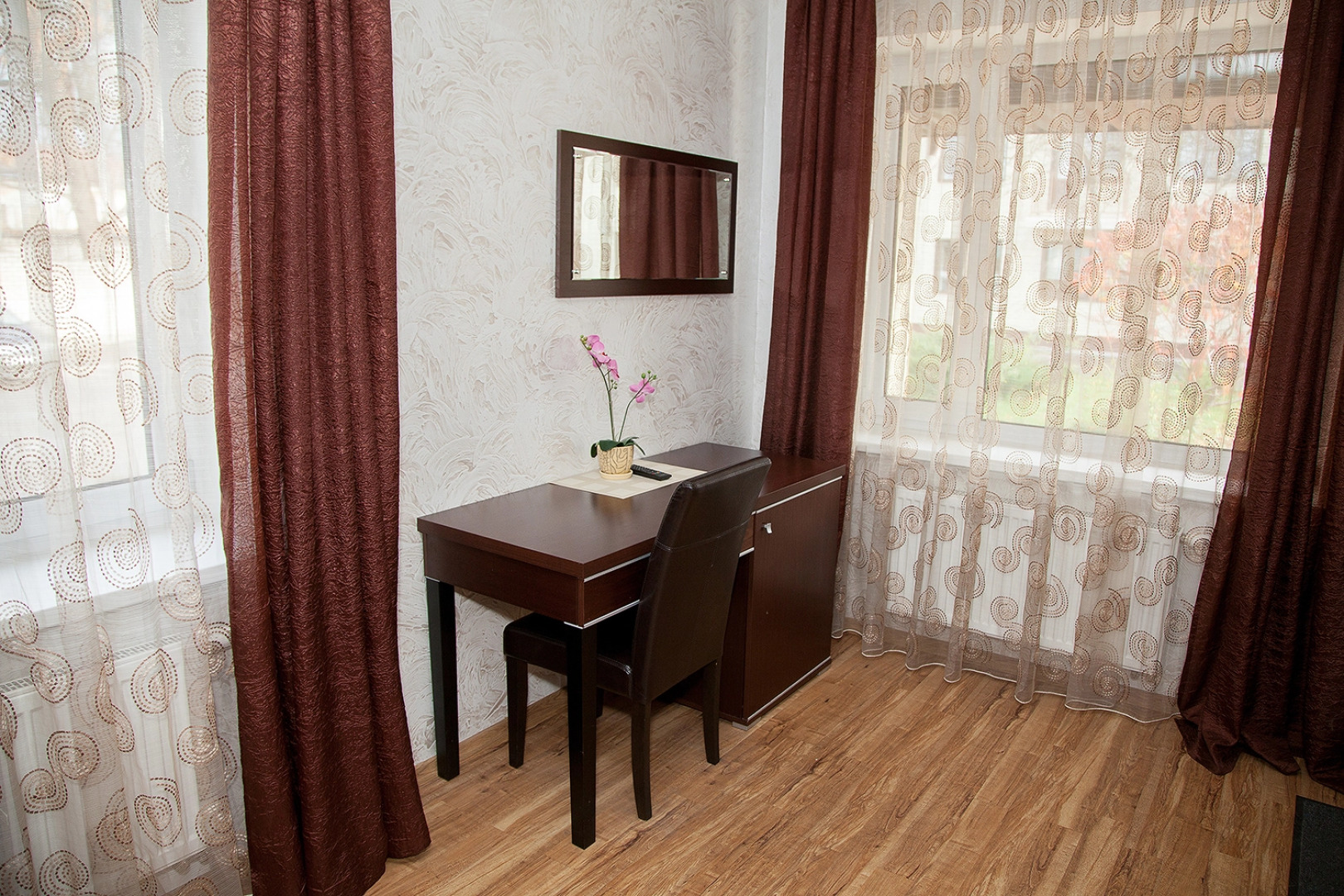 Отель Колос