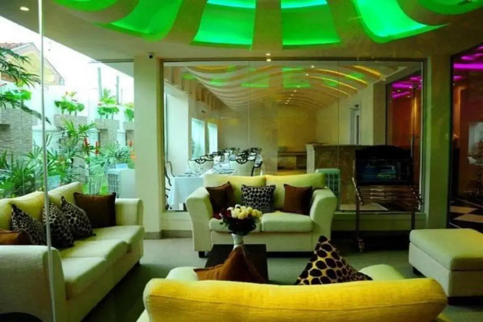 Отель Royal Castle