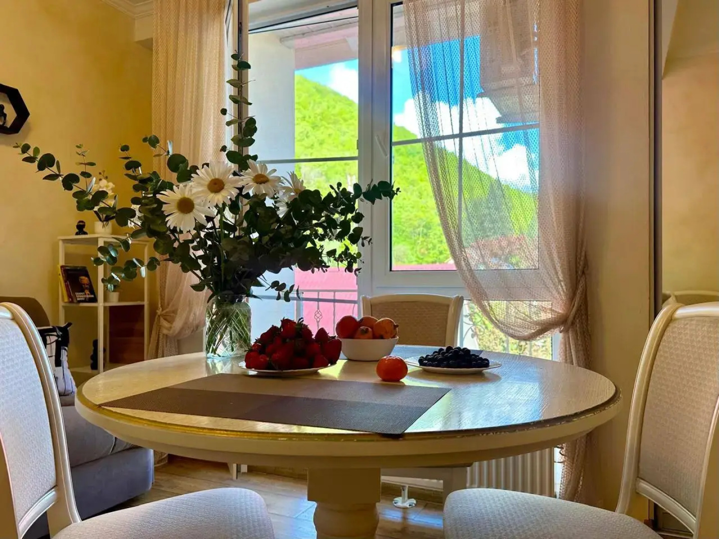 Апартаменты 2-х комнатные ГОРЫ рядом с казино