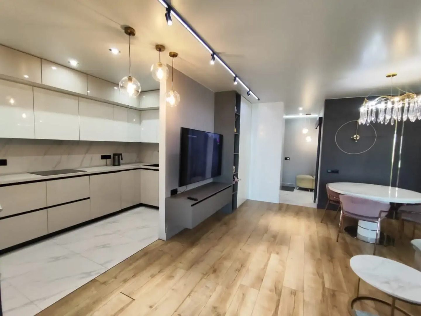 Апартаменты с Дизайнерским Ремонтом