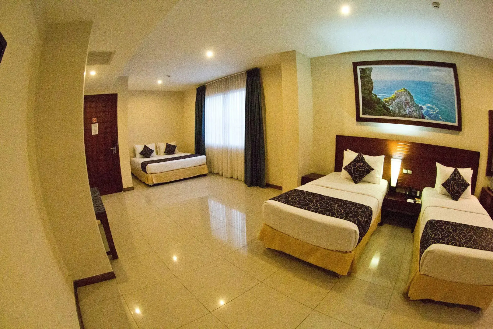 Mirage Colombo Hotel