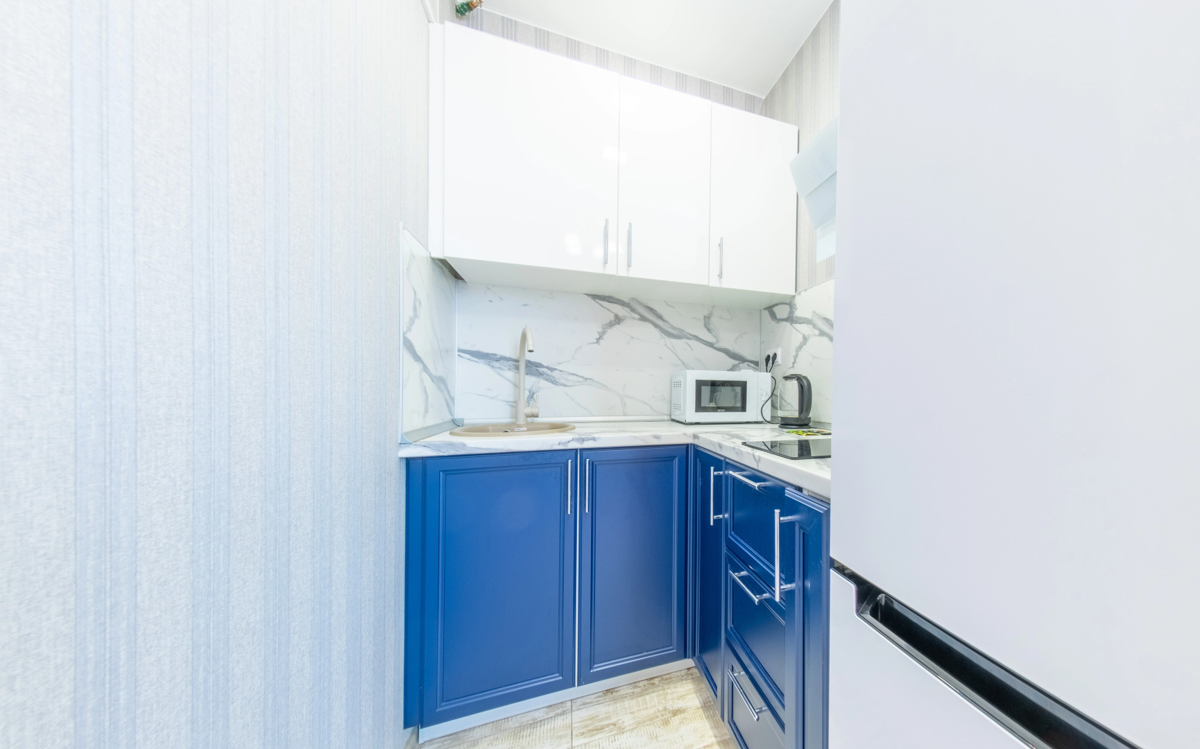 Апартаменты Color