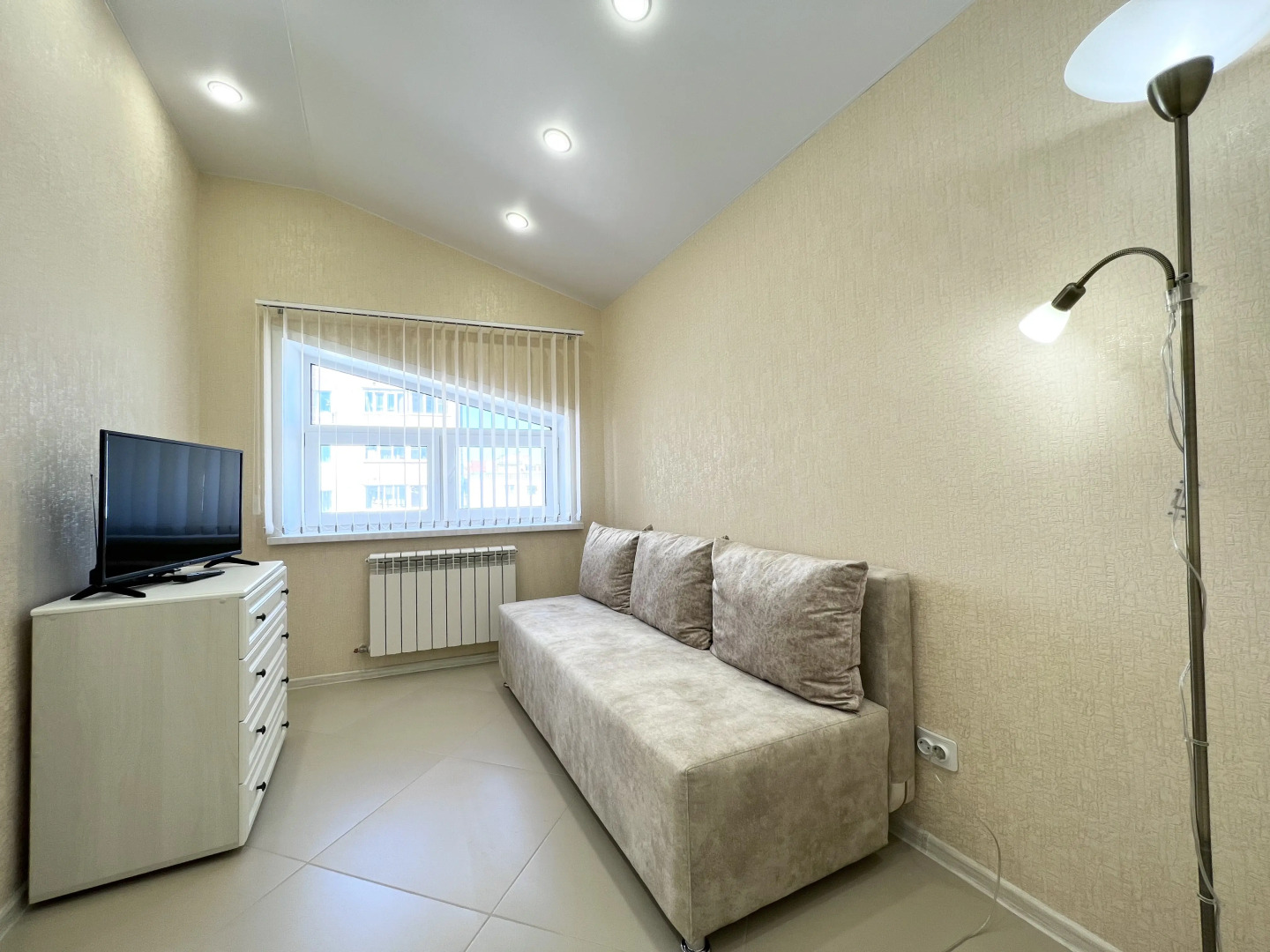 Апартаменты на Тульской 18 на шестом этаже квартира  23