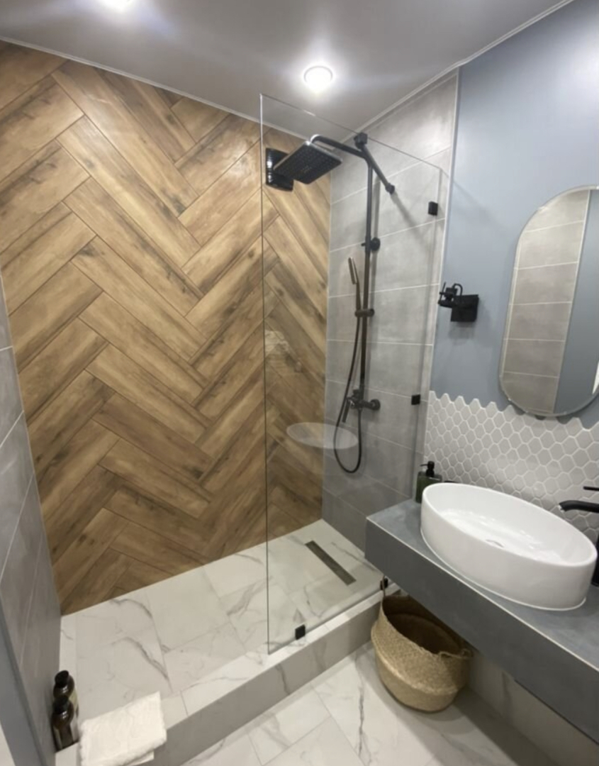 Апартаменты с видом на город на бульваре 75-летия Победы 1