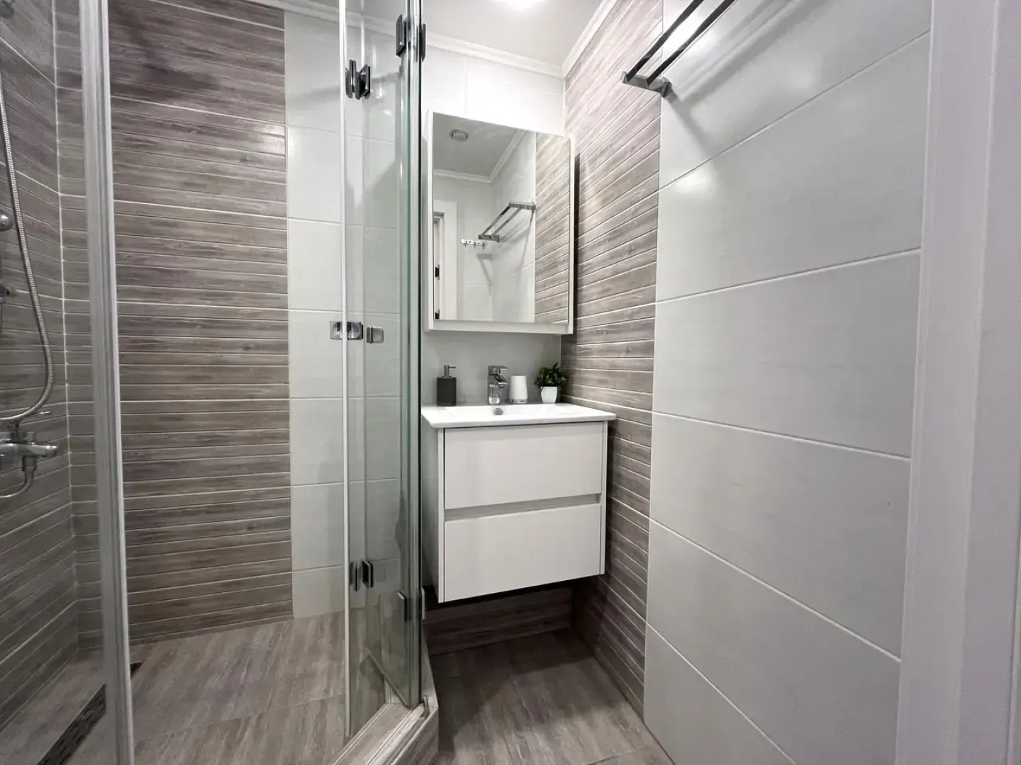 Квартира Разместим на улице Университетская Набережная 105