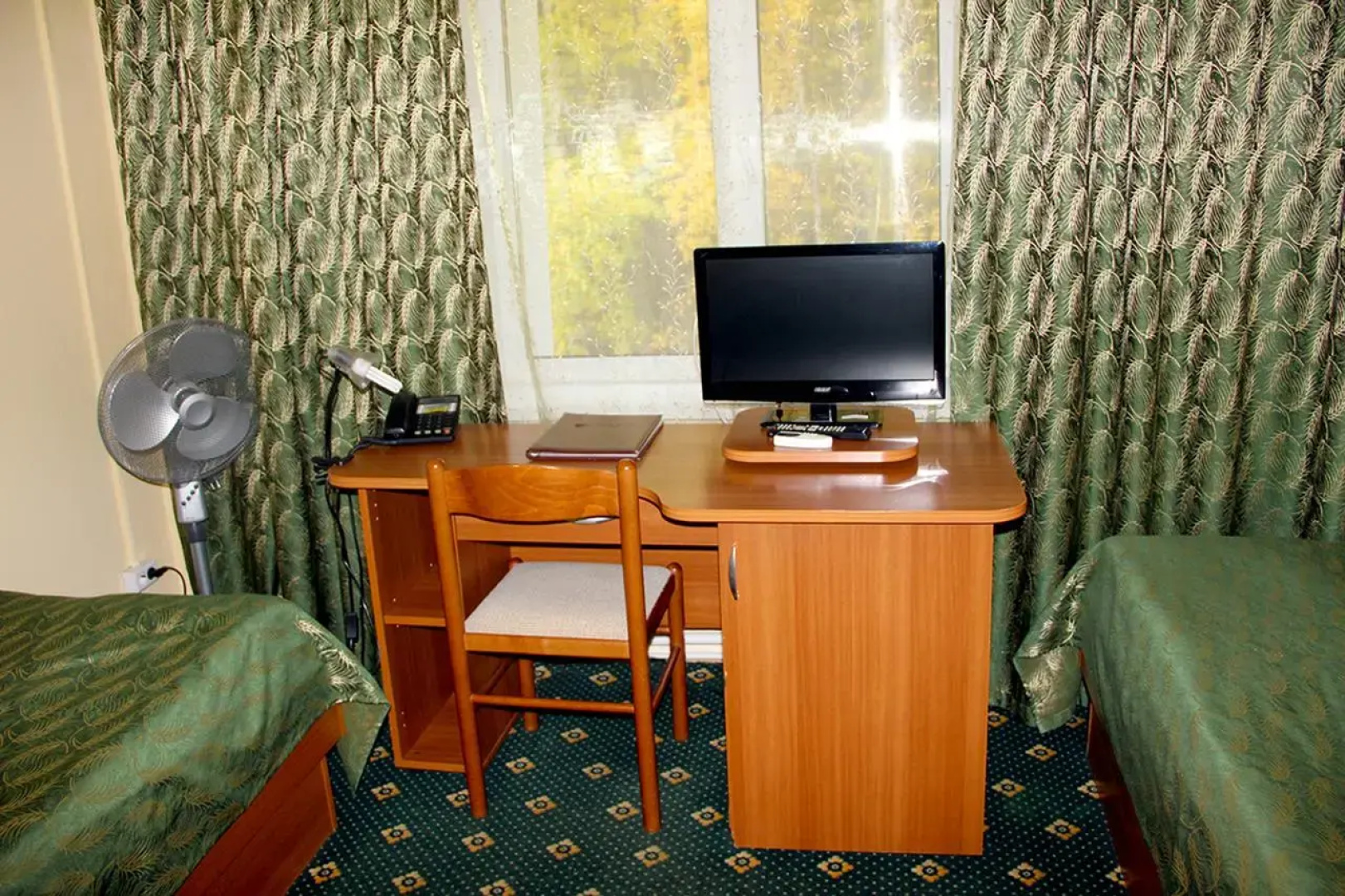 Отель Кедр
