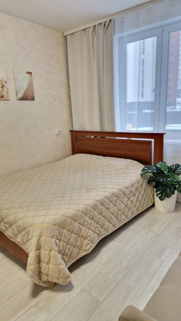 Квартира Родионова 202/2-20