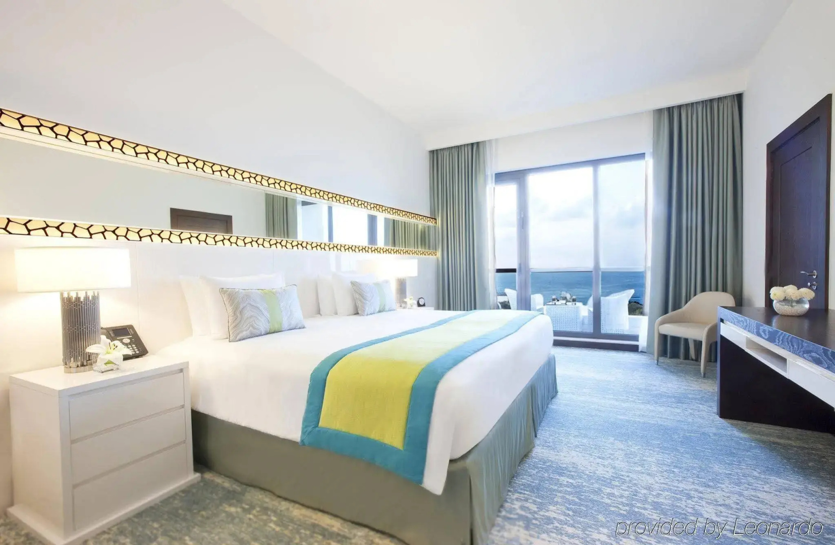 Отель JA Ocean View Hotel