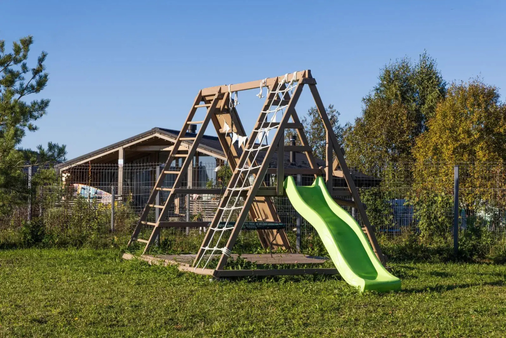 Коттедж Dacha-Vibe 1