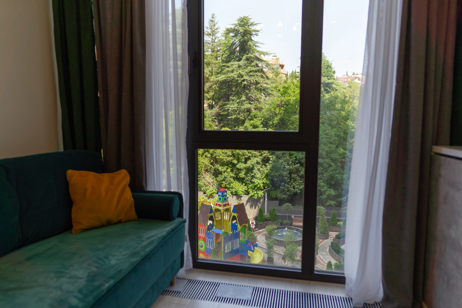 Апартаменты студия в элитном ЖК Метрополь от LetoApart