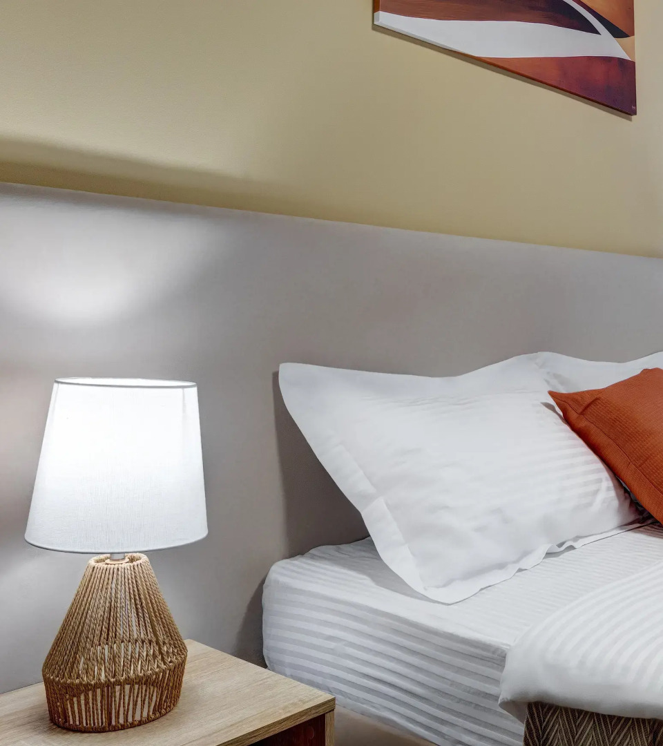 Апартаменты Улучшенная Студия Лотос Светлый Дом