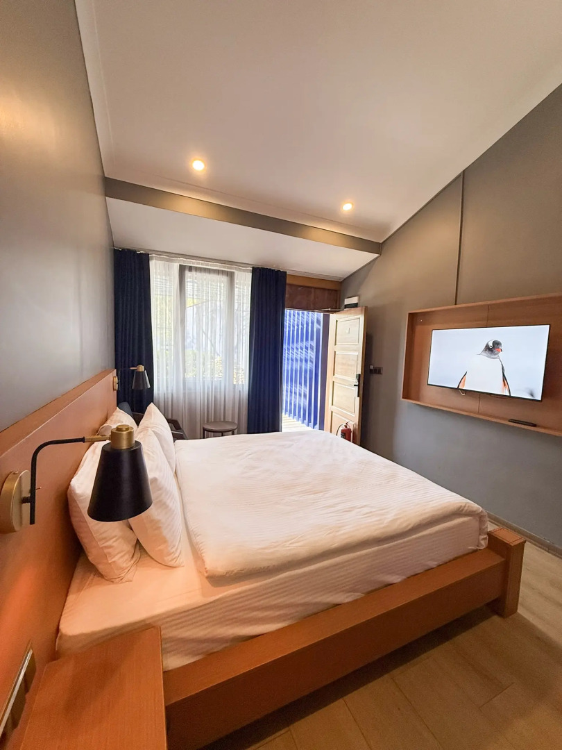 Отель Navy Inn & Bungalows