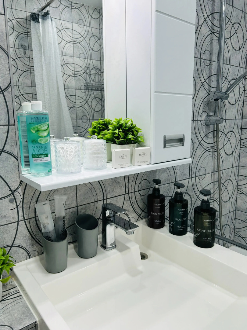 Апартаменты на Острове Канта у Биржевого сквера (самый центр города)