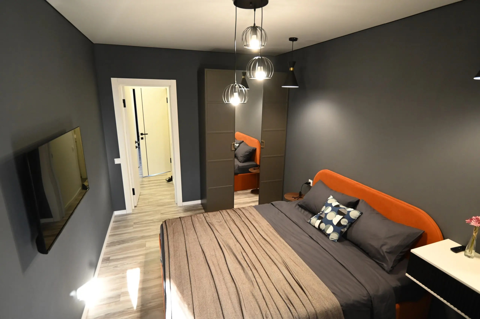 Квартира с дизайнерским ремонтом Rent House в центре