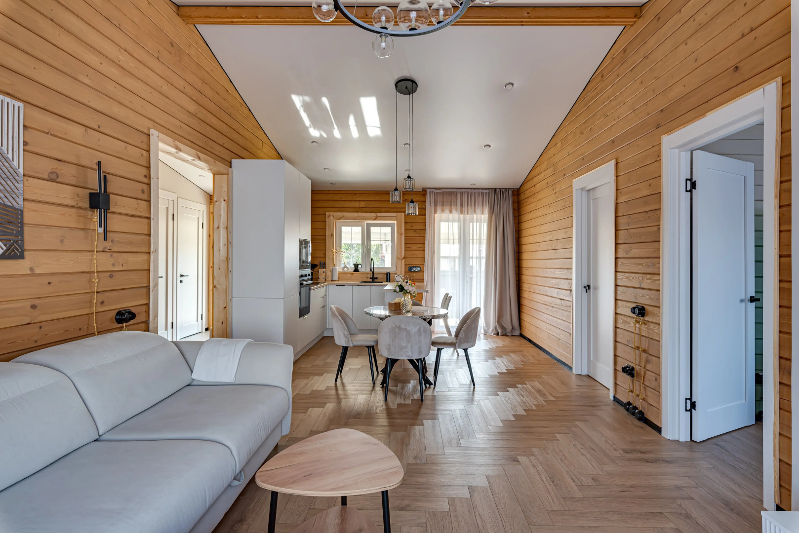 Частный Дом Просторный от Sheluha House