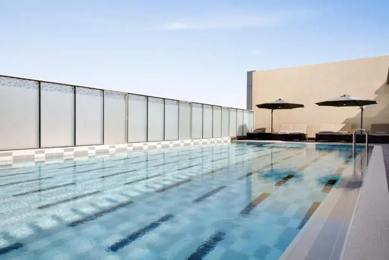 Отель RAMADA ENCORE BY WYNDHAM MUSCAT