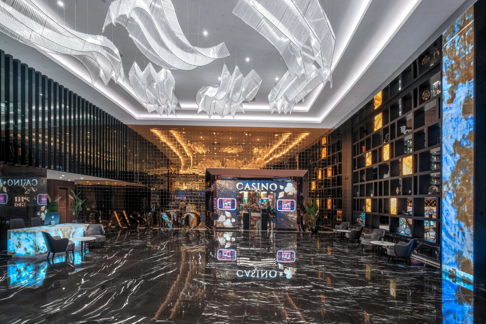 Отель Hotel Grand Sapphire Resort & Casino