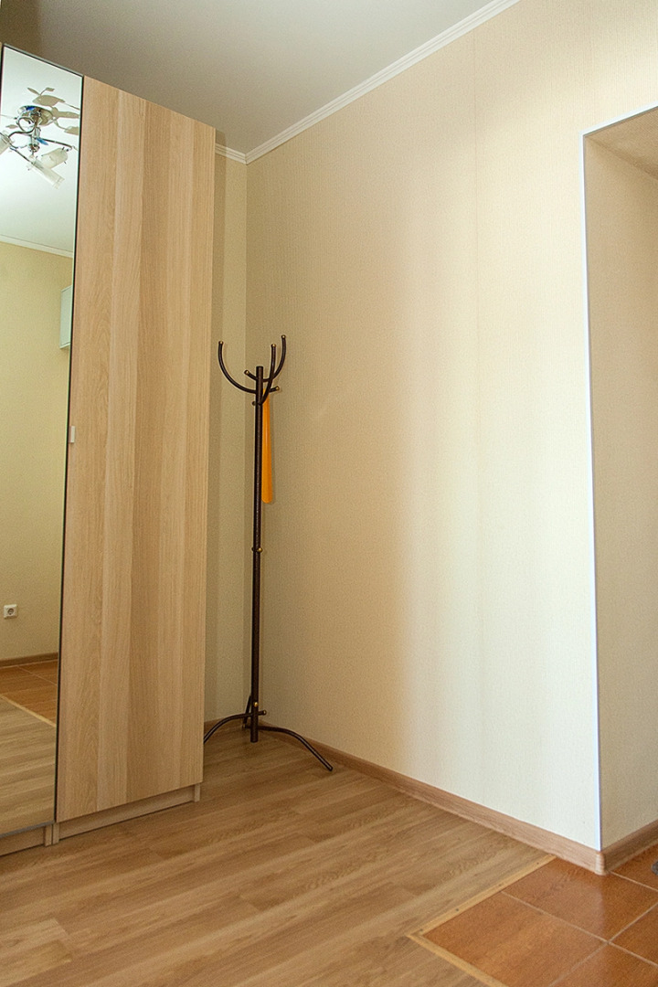 Апартаменты Счастливые квартиры на Семенова