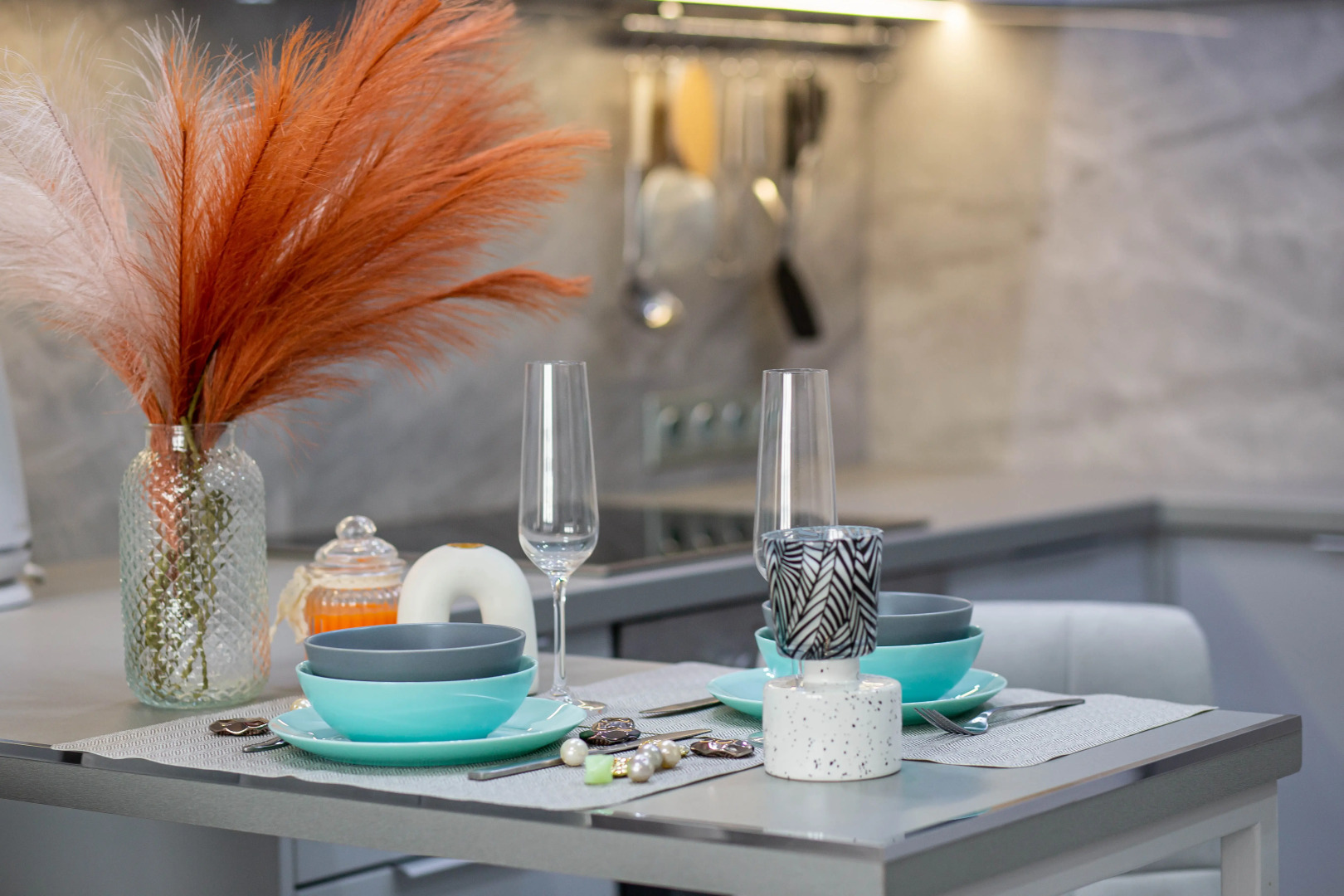 Апартаменты Unique Apart Одри с панорамным видом на город и Московскую площадь на Терешковой 16