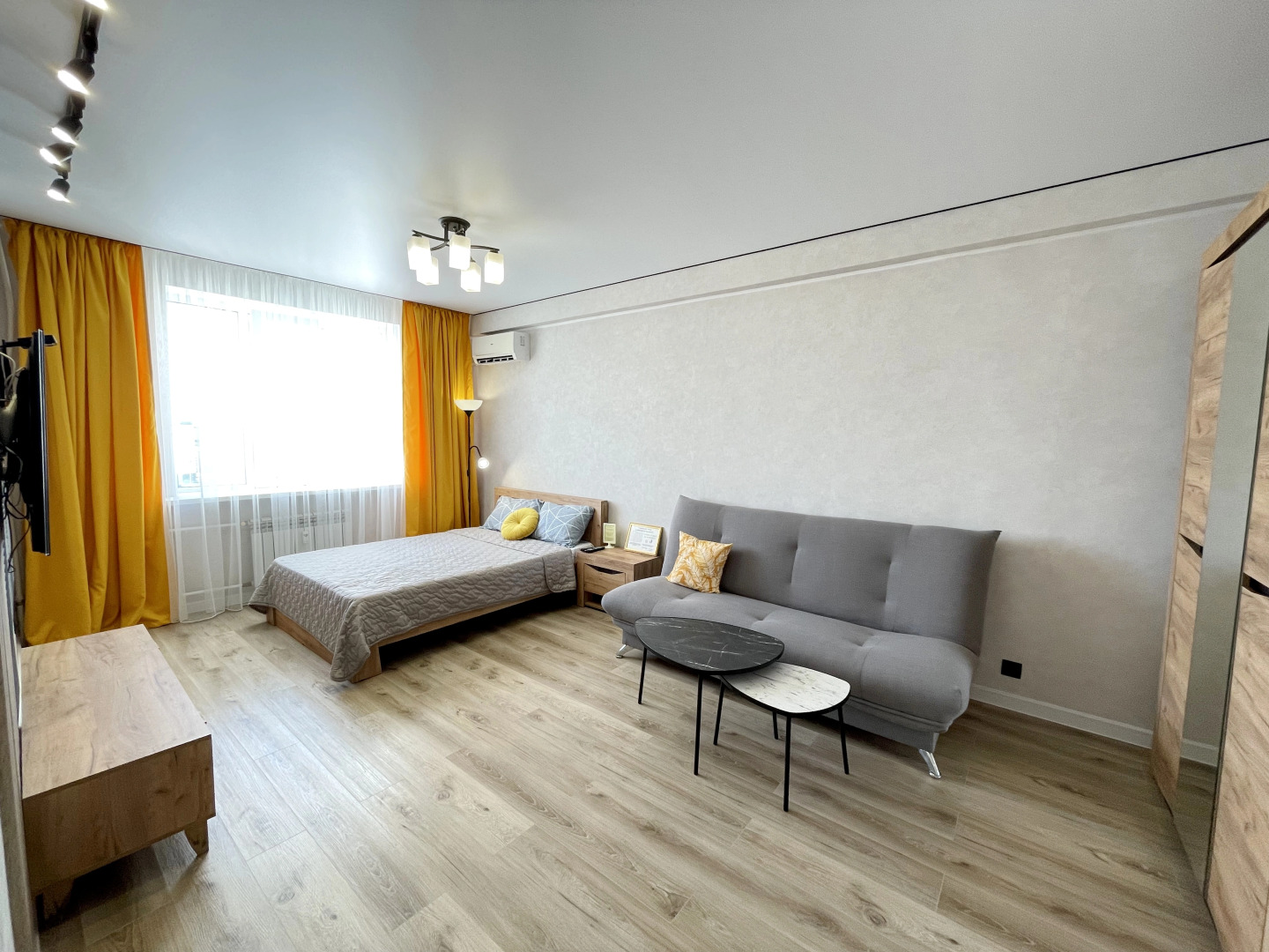 Апартаменты Проспект Победы 170