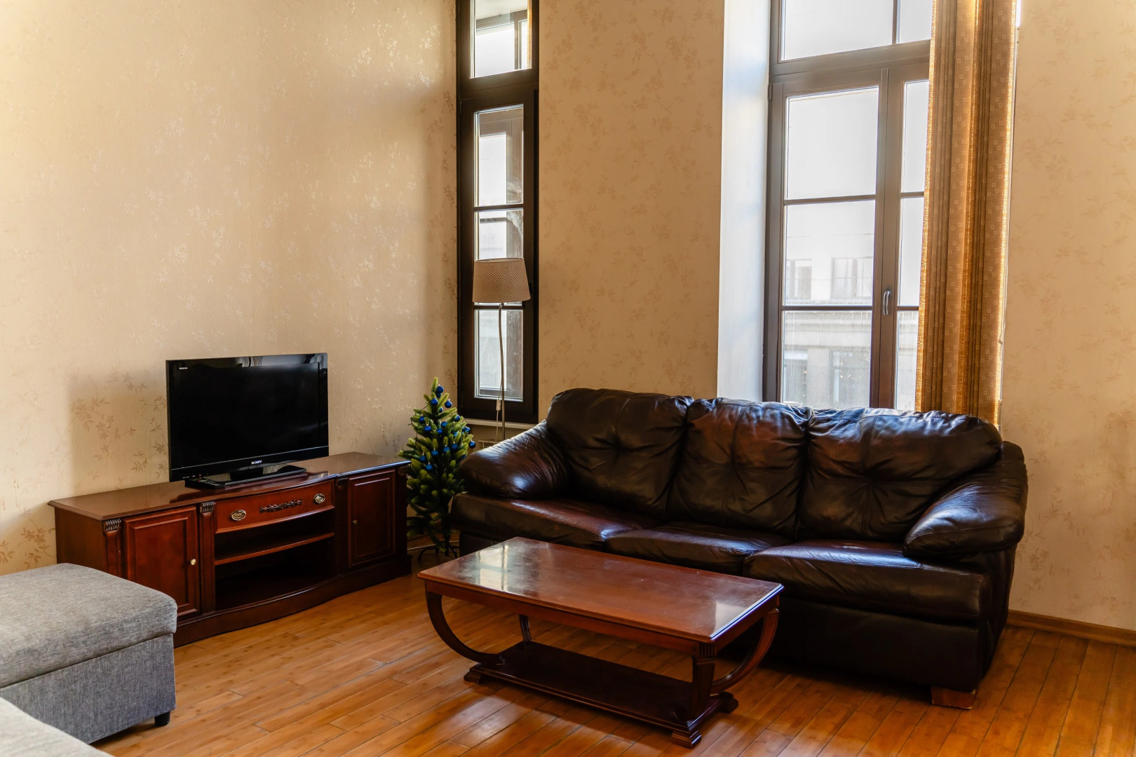 Современная квартира Невский 13 с балконом и парковкой