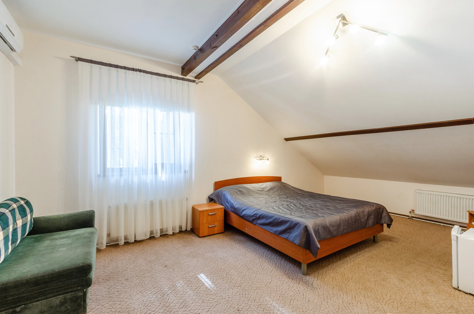 Отель Загородный Плесков