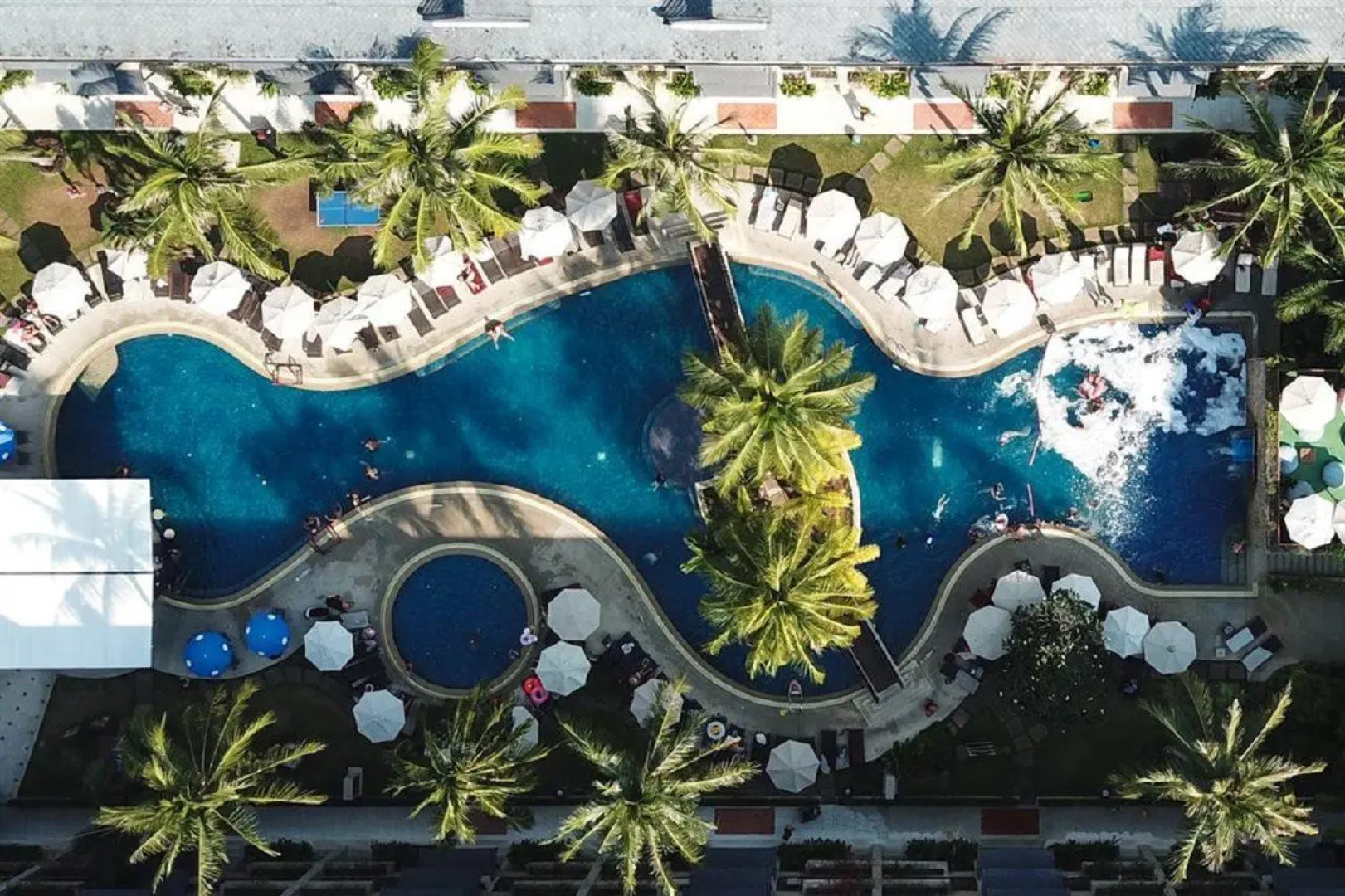 Отель Radisson Resort and Suites Phuket