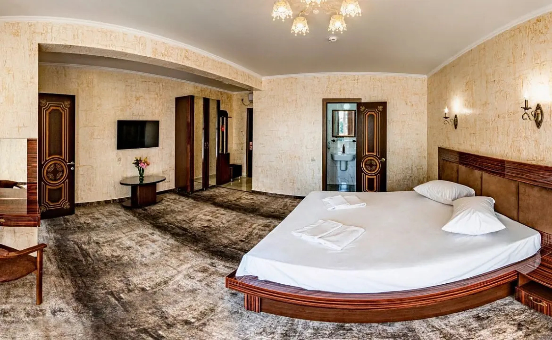 Отель Оскар